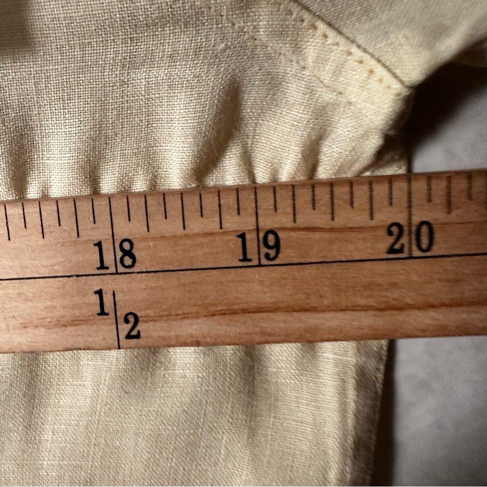 Tommy Bahama light yellow linen button up shirt size S/P - Picture 8 of 9